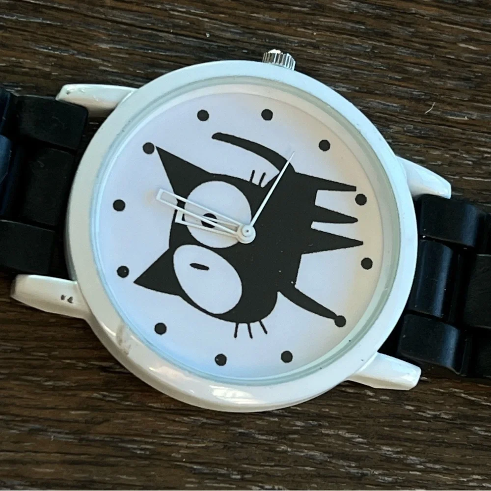 Cat watch, rubber black watch band. Gently used